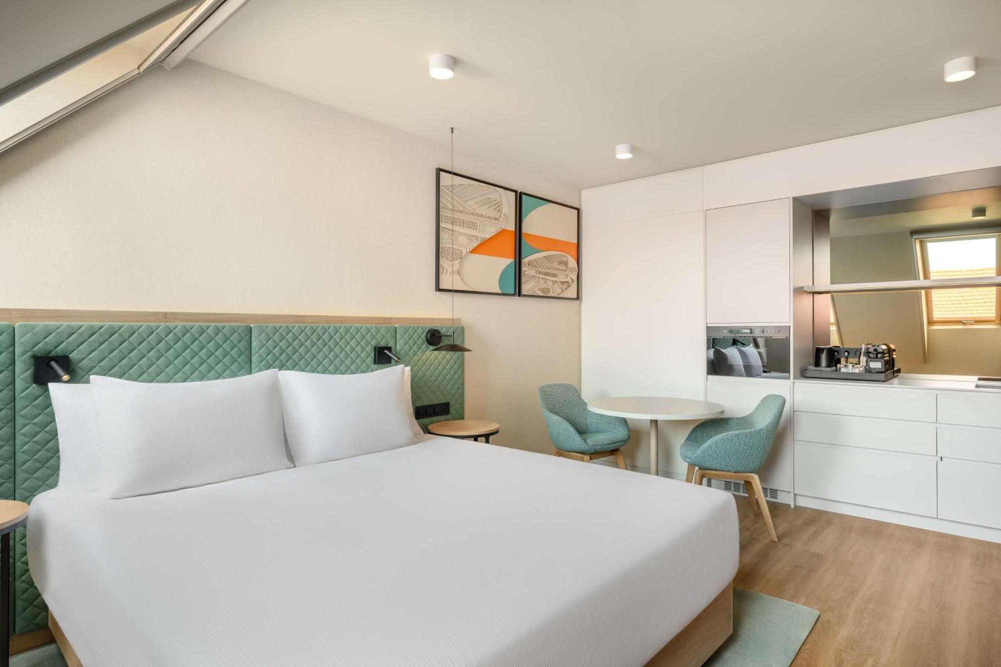 Hilton Garden Inn Debrecen City Center エクステリア 写真
