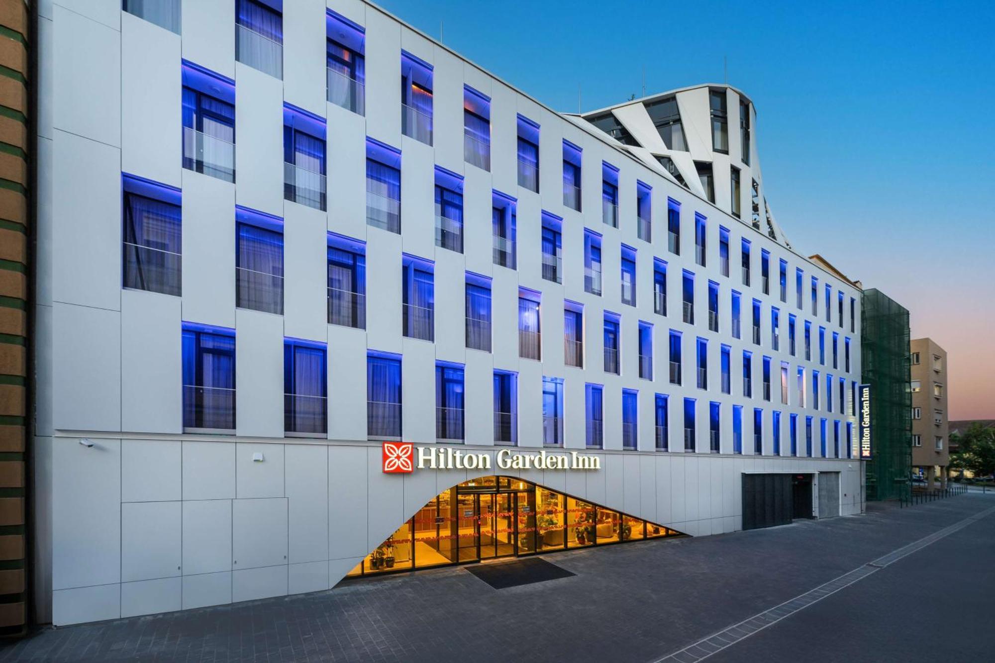 Hilton Garden Inn Debrecen City Center エクステリア 写真